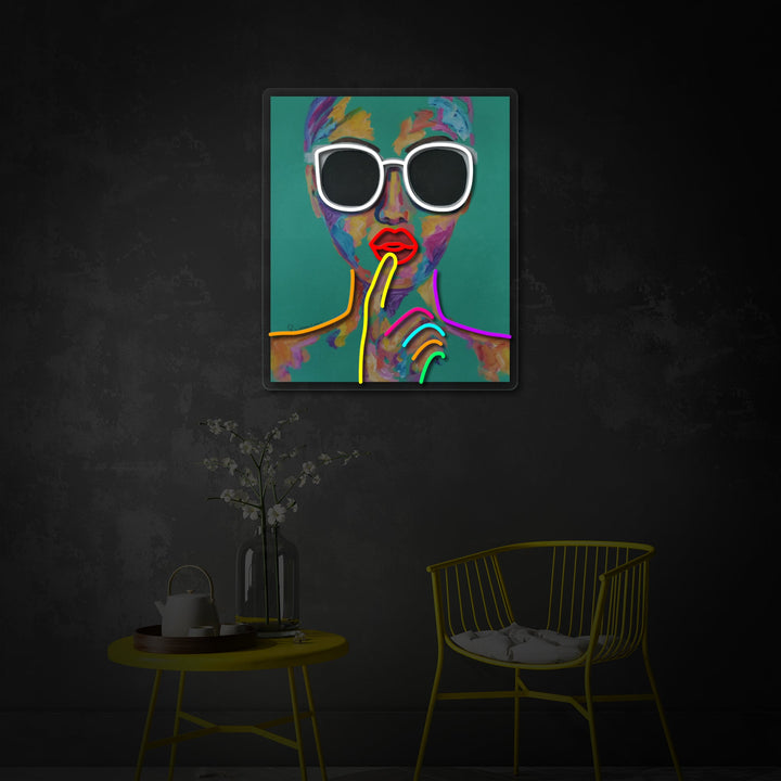 "Chic kvinde, fabelagtig dame" UV-printet LED-neonskilt