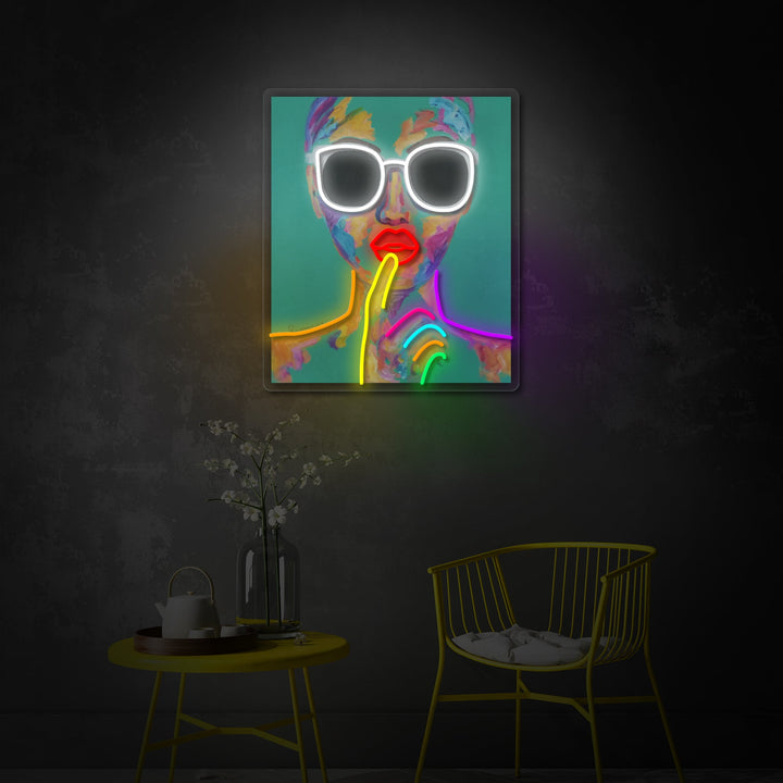 "Chic kvinde, fabelagtig dame" UV-printet LED-neonskilt