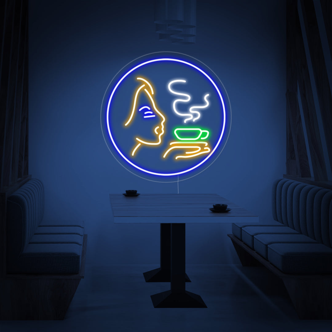 "Pige, Varm Kaffe" Neonskilt