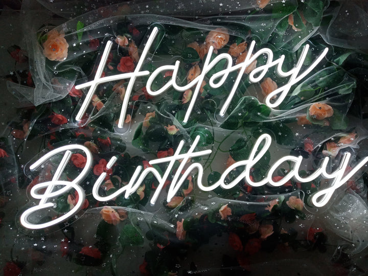 "Happy Birthday" Neonskilt (Lagerbeholdning: 3 enheder)
