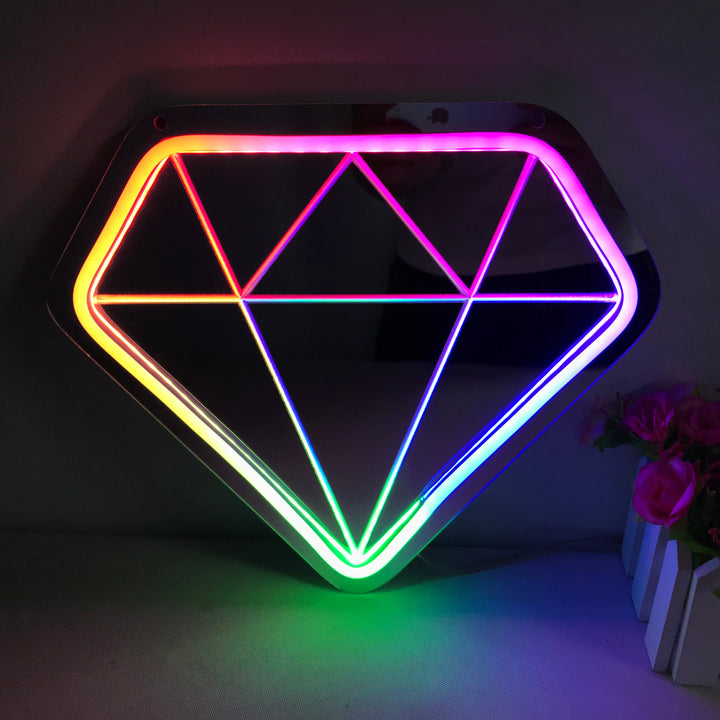 "Diamant, Drømmende Fargeendring" Neonskilt med spejlbagside