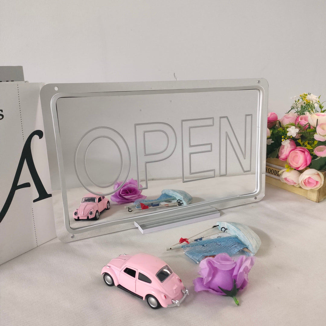 "Open, Drømmende Fargeendring" Neonskilt med spejlbagside