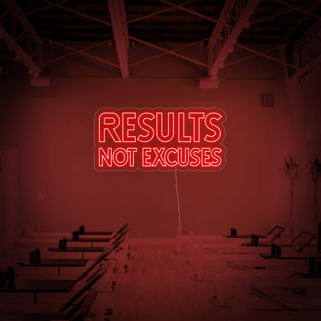 "Results Not Excuses, Indretning Af Motionscenter, Citater Fra Motionscenter, Fitnesscitater, Træningscitater" Neonskilt