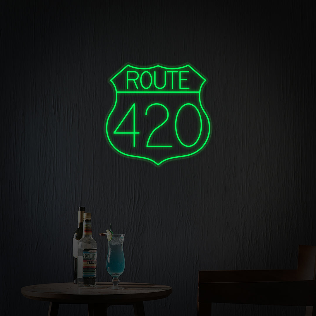 "Motorveje Og Rute 420" Neonskilt