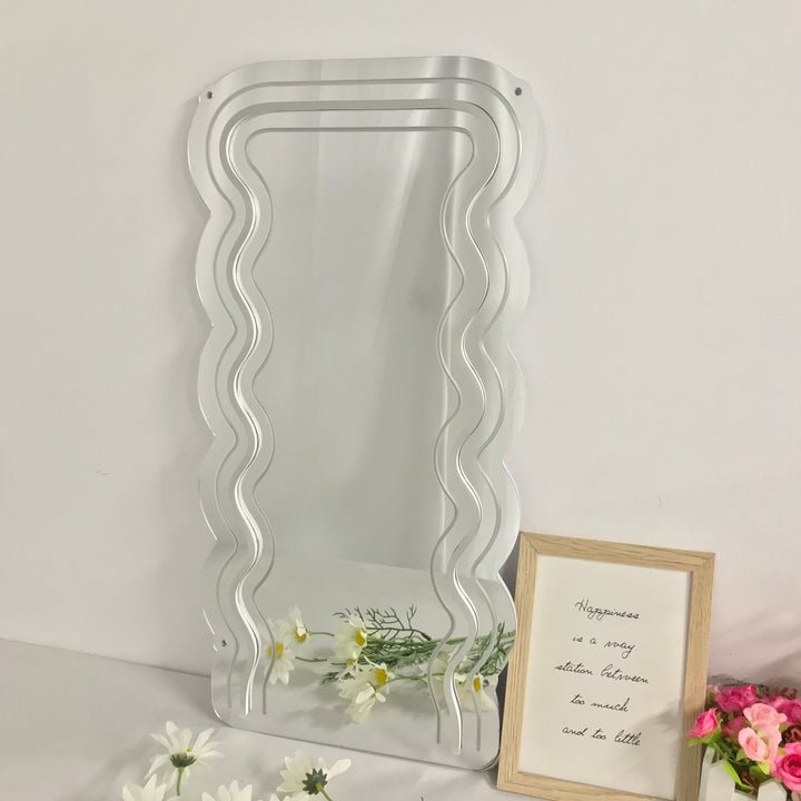 "Bølget, Drømmende Fargeendring" Neonskilt med spejlbagside